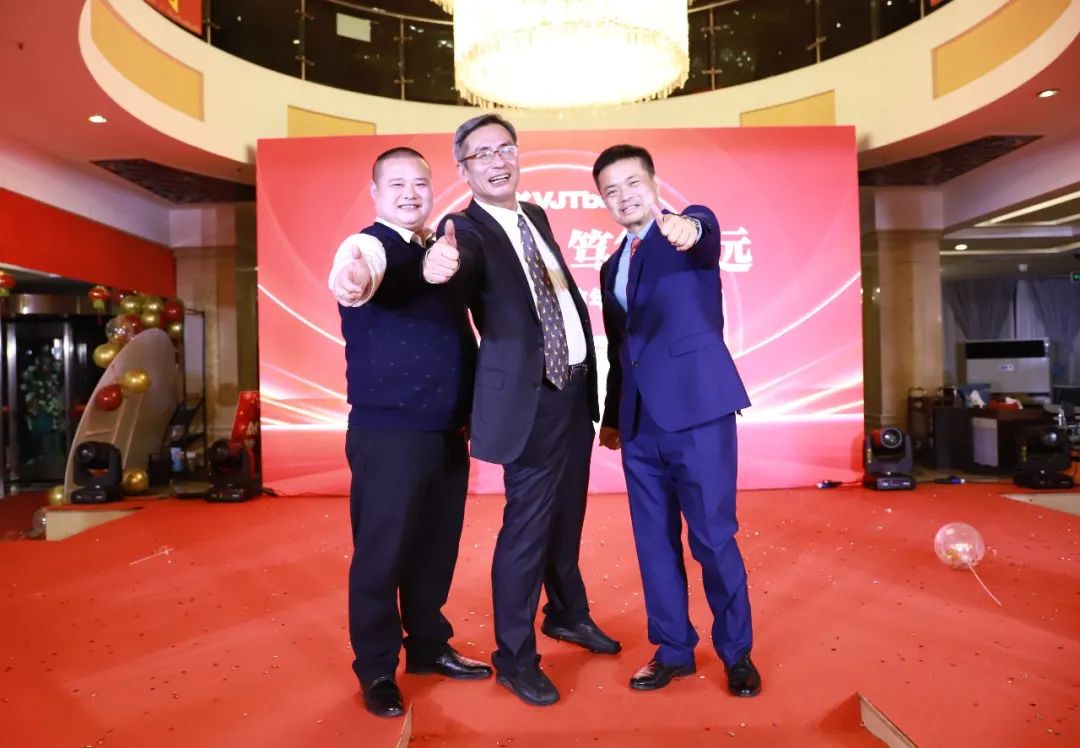 匠心筑夢(mèng)，篤行致遠(yuǎn)—2023年偉杰信新年年會(huì)熱烈舉行