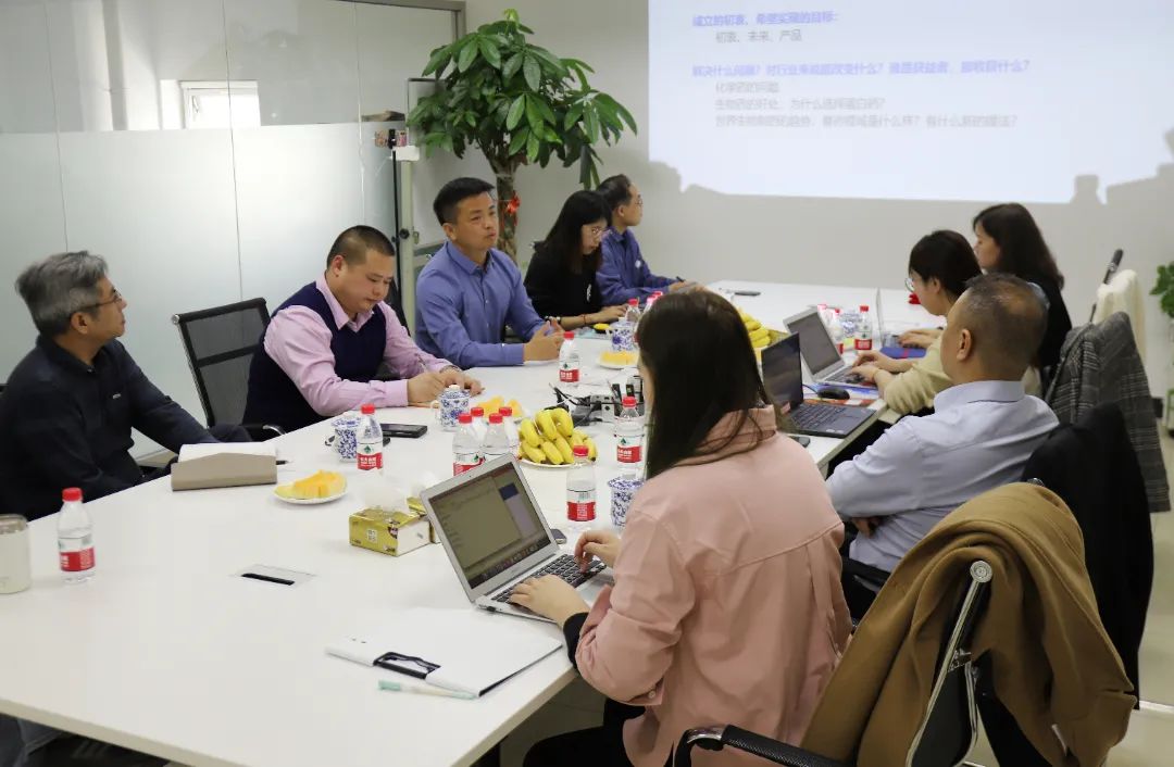 強強合作！偉杰信與美傳咨詢簽訂戰(zhàn)略合作協(xié)議，為品牌注入力量