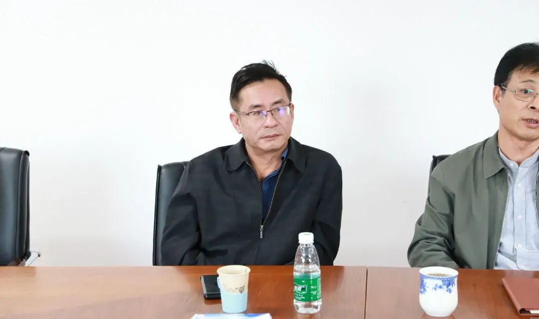 偉杰信生物與正奧集團(tuán)戰(zhàn)略合作授牌儀式
