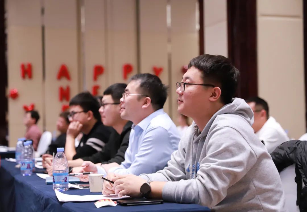 不忘初心，逐夢(mèng)前行——2024年偉杰信新年總結(jié)大會(huì)圓滿舉行