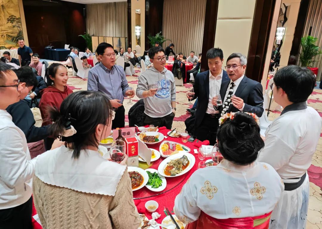 不忘初心，逐夢(mèng)前行——2024年偉杰信新年總結(jié)大會(huì)圓滿舉行